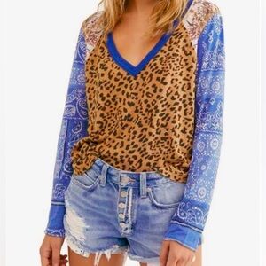 Free People Friday Night v Neck Long Sleeve XS loose fit